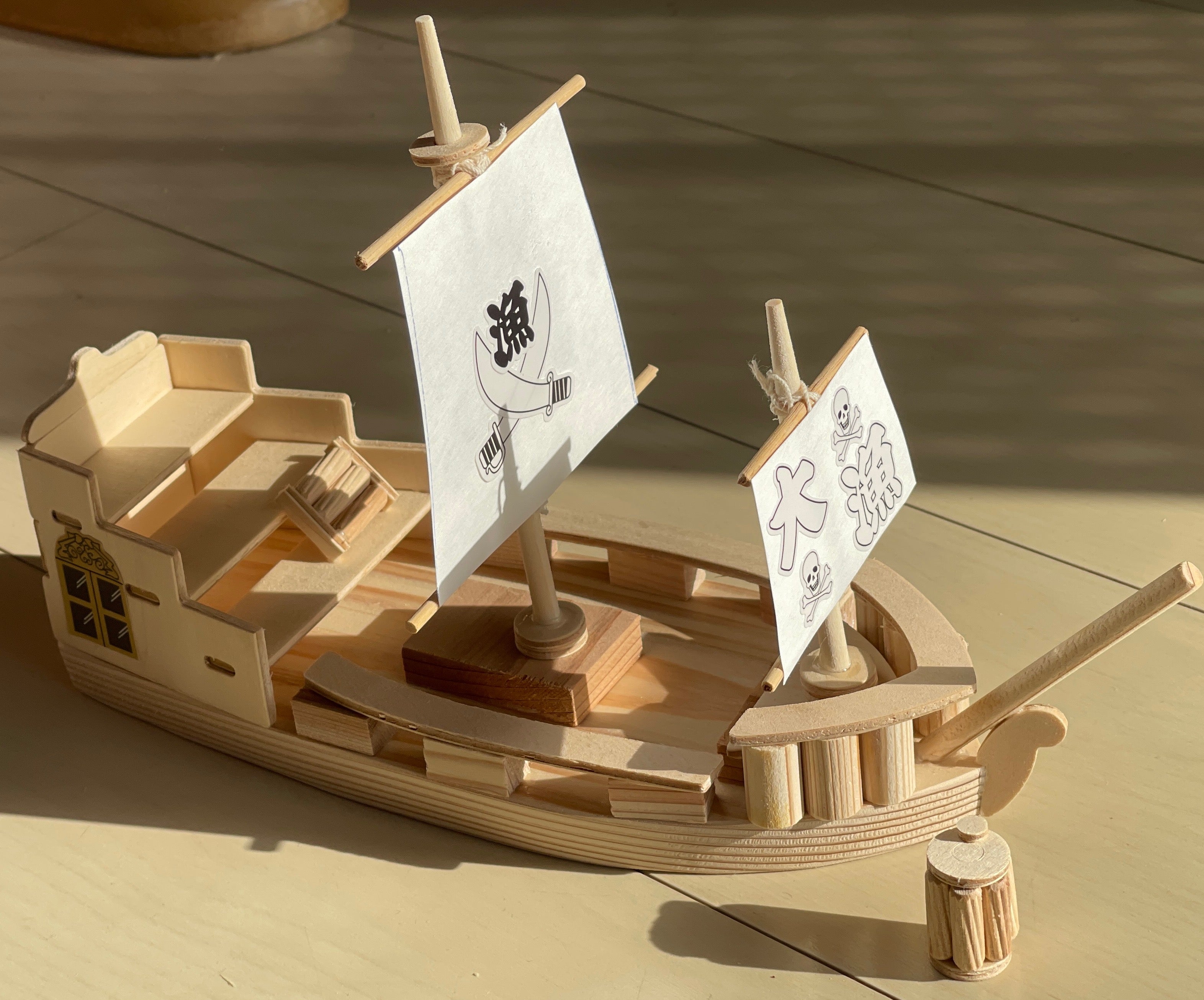 ビンテージの木製大型客船／英国・北欧 木工作品 フォークアート 知育玩具 ふね 木工作 キット 海賊船 自由研究 夏休み 親子時間 – アイスタジオ