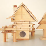 デッキのあるログハウス